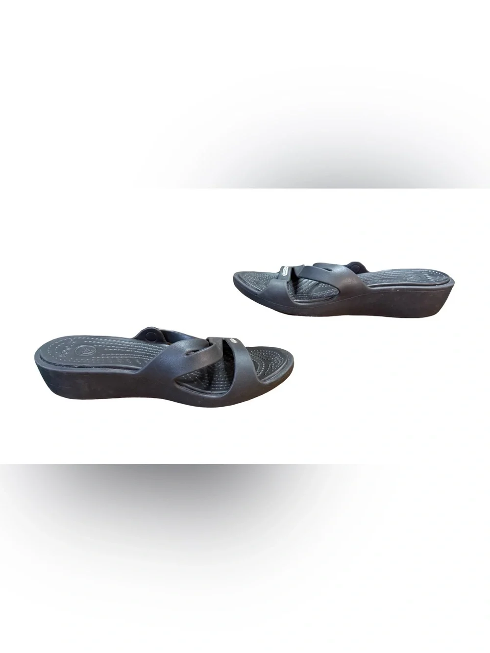 Crocs Patricia Black Croslite Strappy Low Wedge Sandals Women’s Size 7